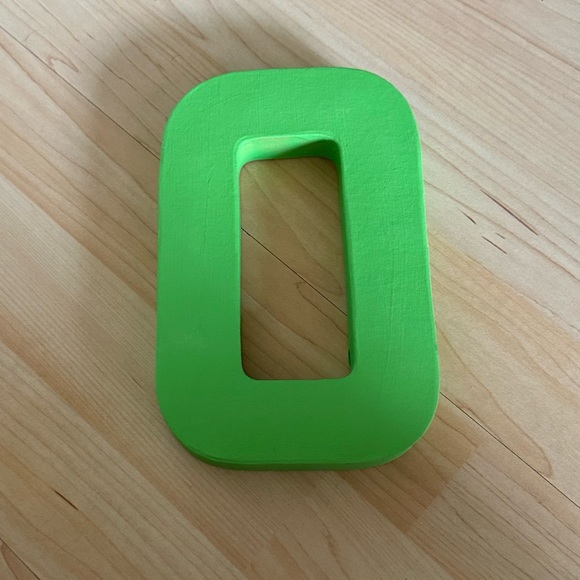 Green painted O or zero for crafting. - Picture 1 of 7